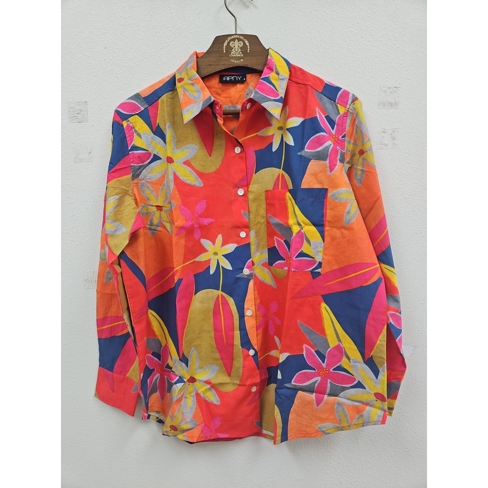 Apny Women's Blouse Boyfriend Top Shirt Button  Up New With Tags S 100%  Cotton